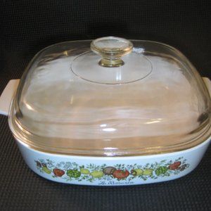 2.5 Qt. Spice of Life Casserole 10" x 10"with with P-12-C Pyrex Lid.